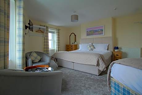 The Harbour Inn