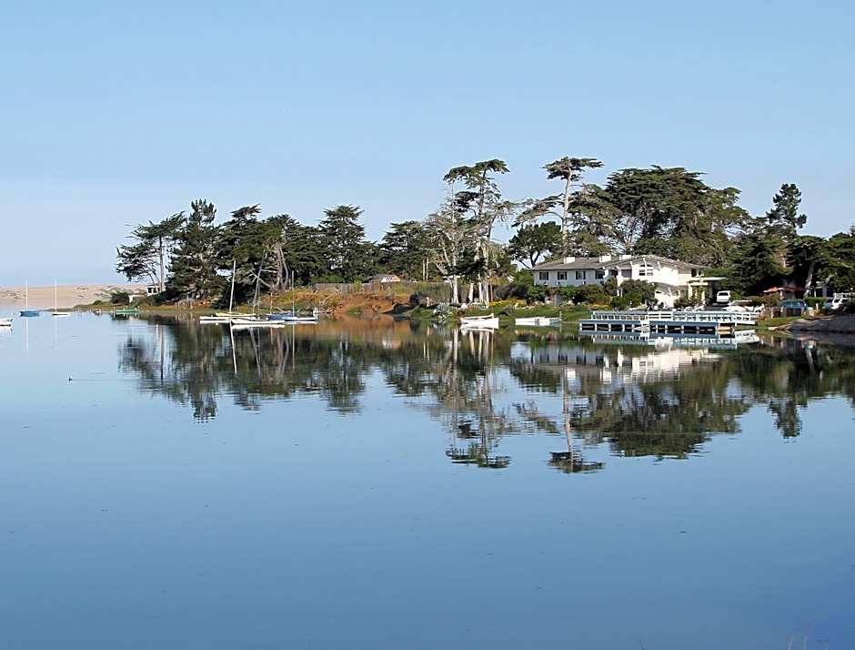 Back Bay Inn