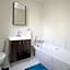 GREENWICH 2 bedroom 2 bath serv apart with 24hrs electricity