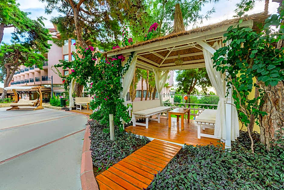 Justiniano Park Conti