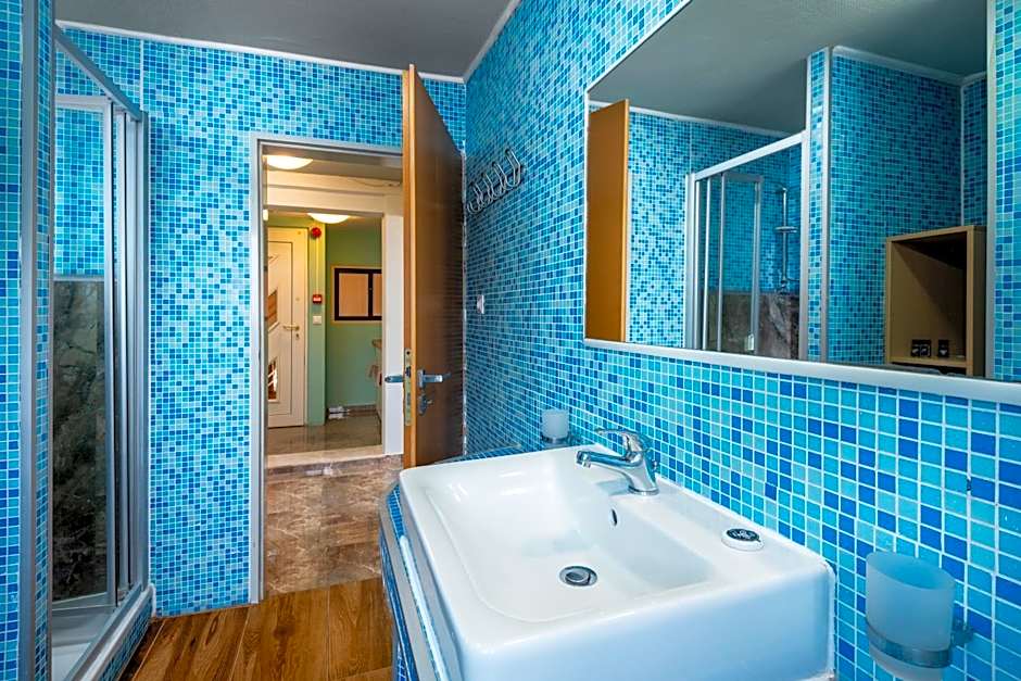 Comfort Hotel Apartments