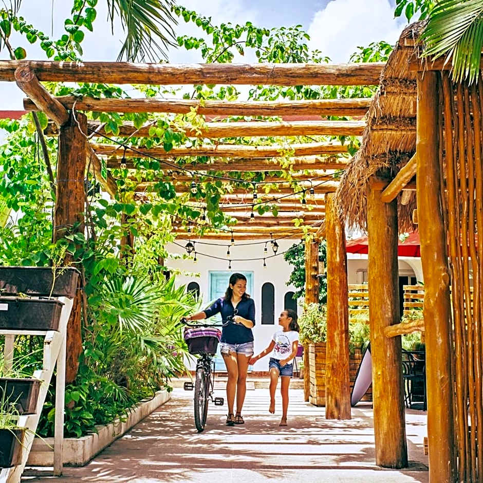 Hotel Villas Colibrí Suites & Bungalows