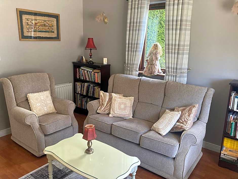 Steeple View B&B Guesthouse Donegal - Newly renovated in 2023