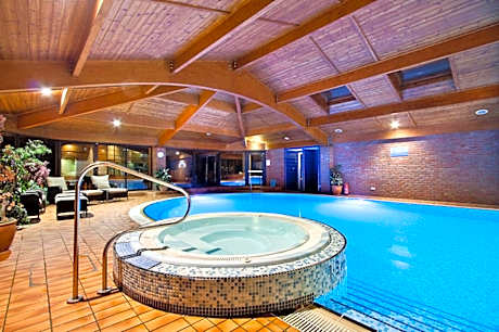 Lea Marston Hotel