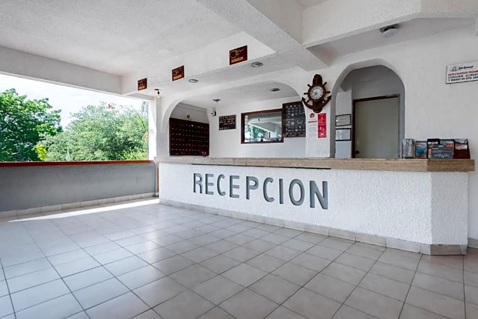 OYO Hotel Belmar,Caleta, Acapulco