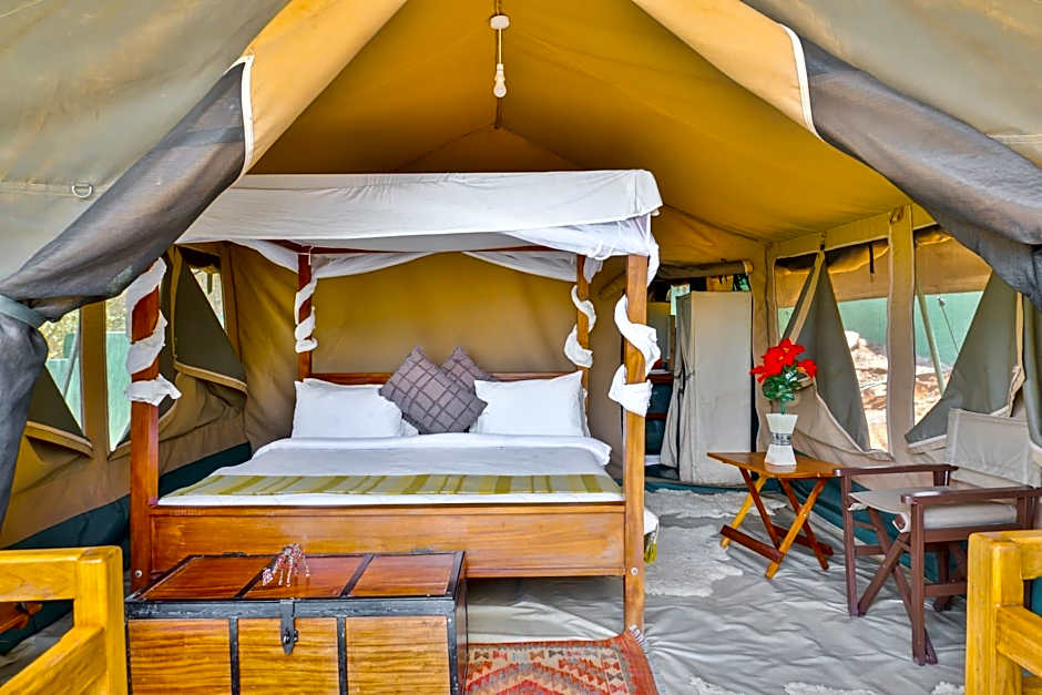 Oldarpoi Wageni Camps