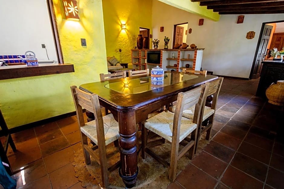Lago Sol Hotel & Suites
