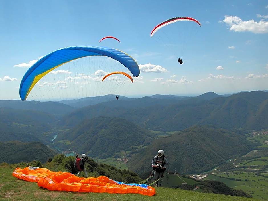 Lipa, Hotel & Bistro