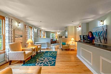 Admiral's Inn Resort