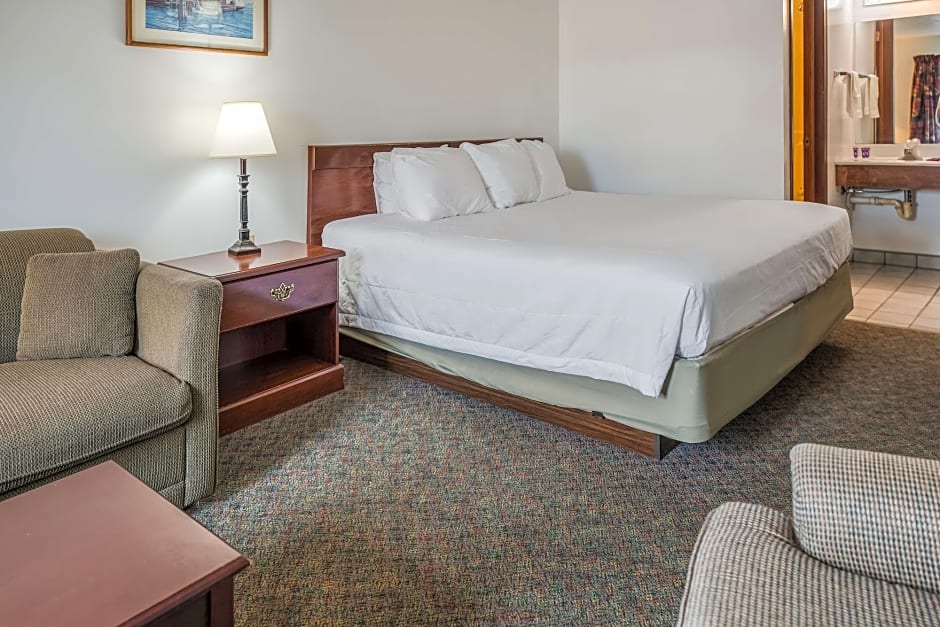 Knights Inn Sandusky