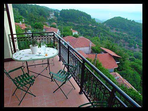 Hotel Isaraiko Spiti Agia Theodora