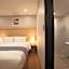 Two-Y-Hotel