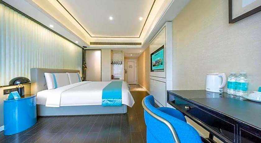 Xana Hotelle Wuhan Lingjiao Lake Wanda Plaza Branch