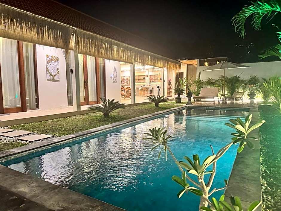 Villa 10 Rose Bali 3BR Luxury