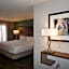 Staybridge Suites Columbia-Highway 63 & I-70 By IHG