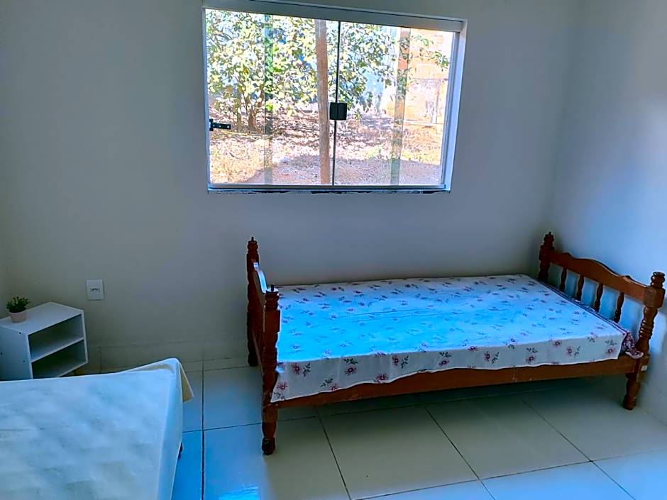 Casa espaçosa em frente à pracinha