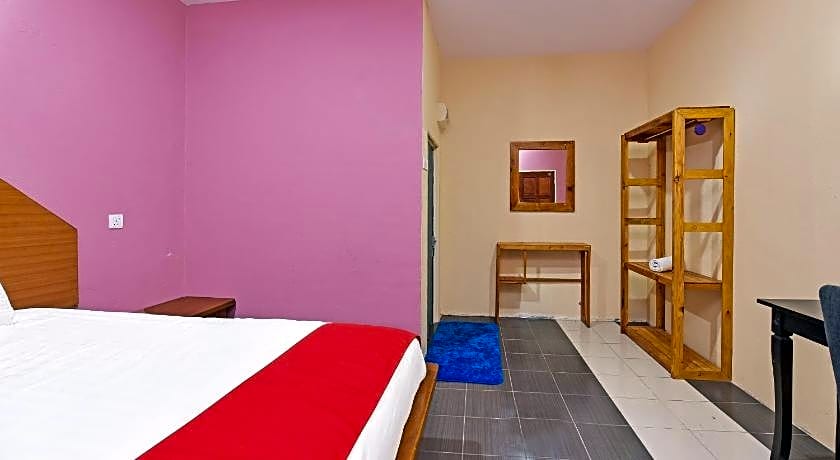 Hotel O Awan Biru Motel