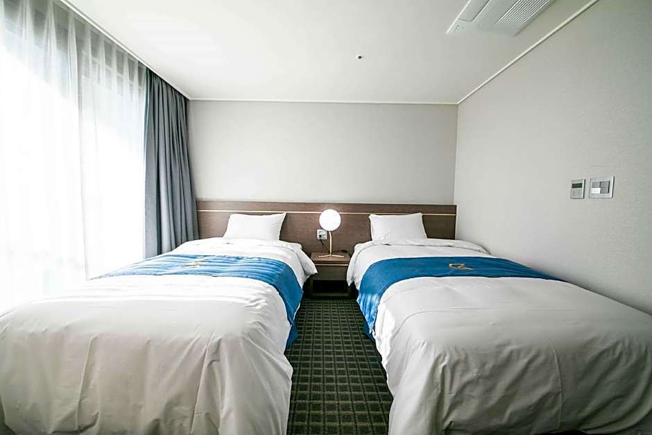 GOLDEN TULIP ESSENTIAL NAMGANG