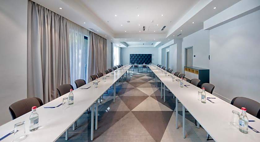 Holiday Inn Express Yerevan By IHG