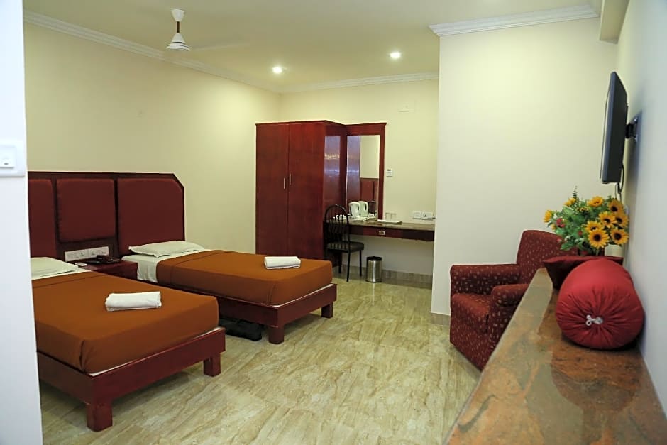 Hotel Le Garden – Experience Serenity Near Sacred Temples