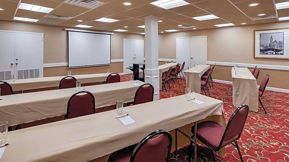 Best Western Plus Morristown Inn