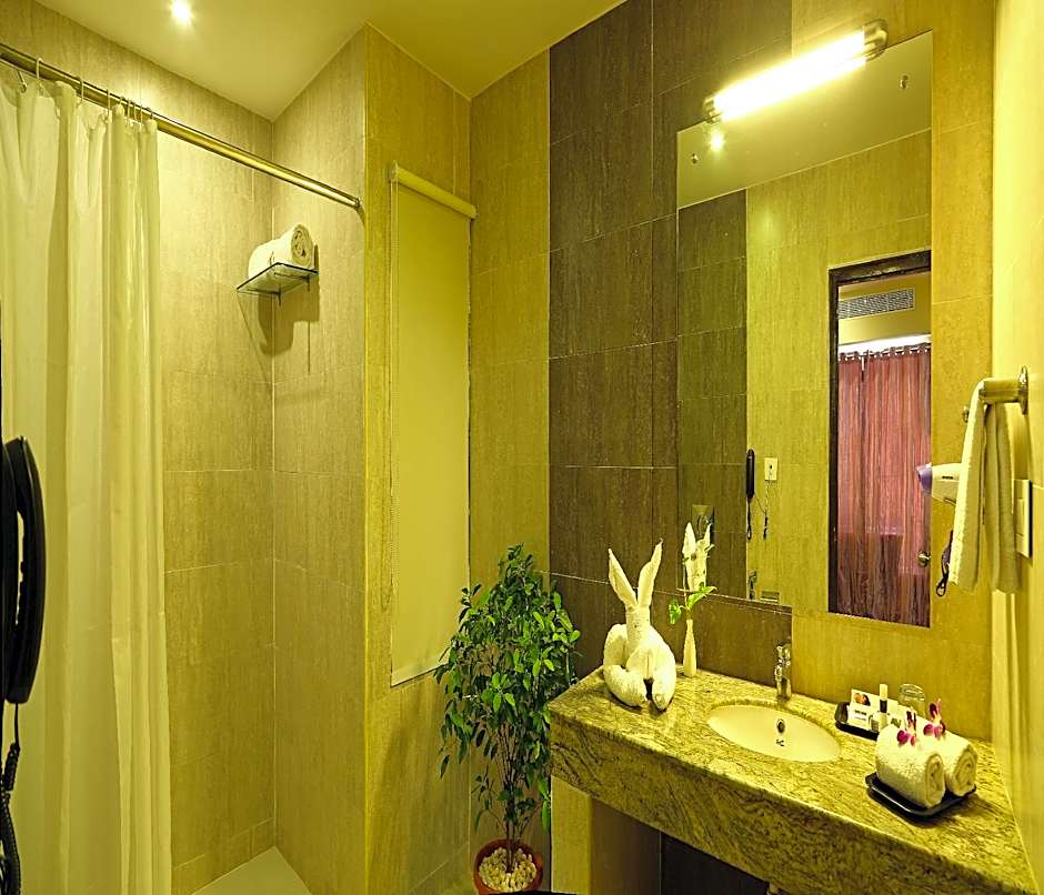 Hotel Renest Tirupati