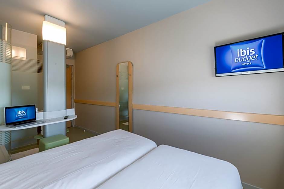 ibis budget Amberieu en Bugey/Chateau Gaillard