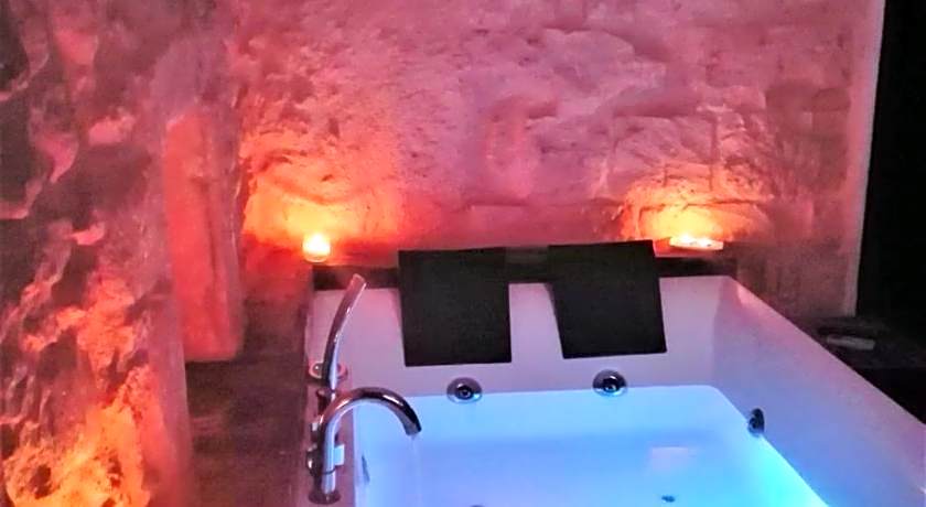 Giumbabulla Luxury House