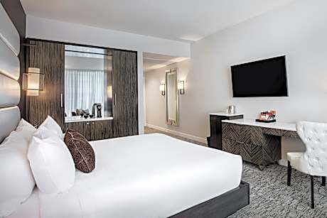 Executive King, Guest room, 1 King