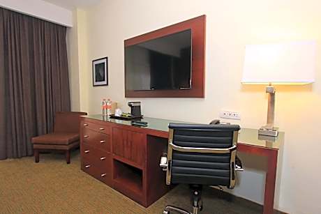 Standard King Room - Disability Access