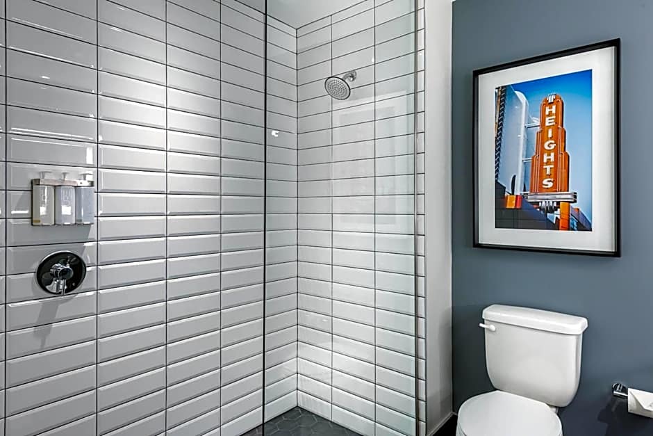 Cambria Hotel Houston Downtown Convention Center