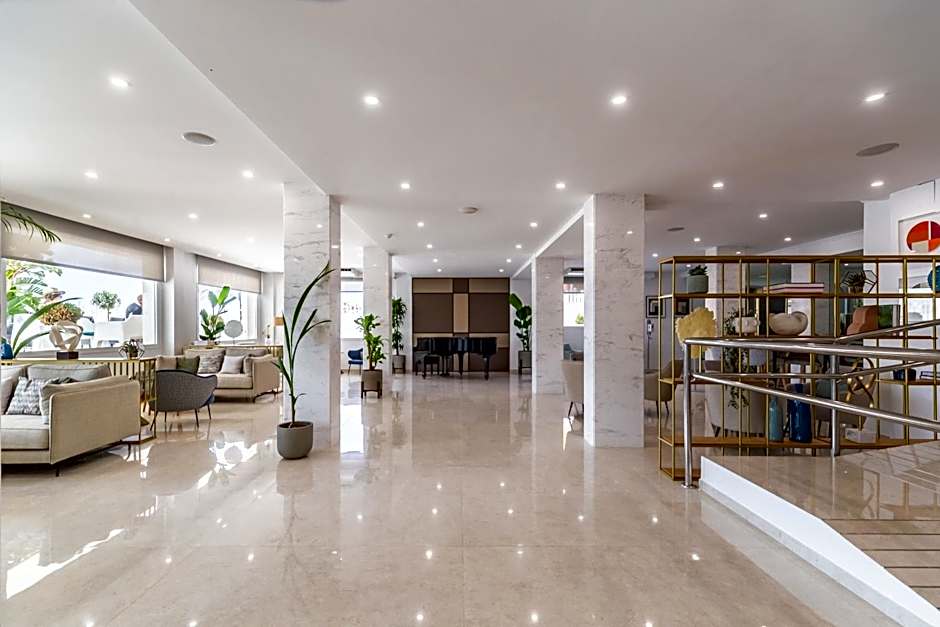 Hotel Las Arenas, Affiliated by Melia