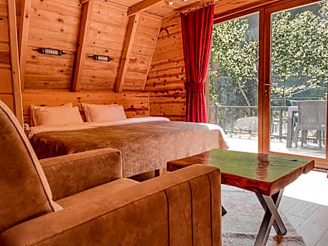 Duplex Quadruple Room