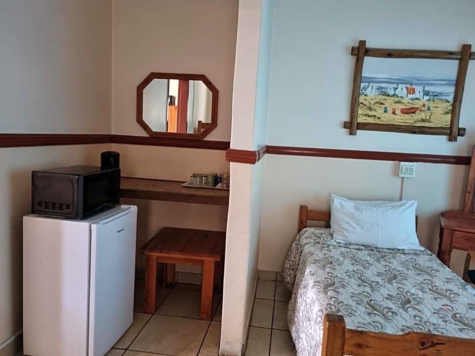 Airport Inn Bed and Breakfast