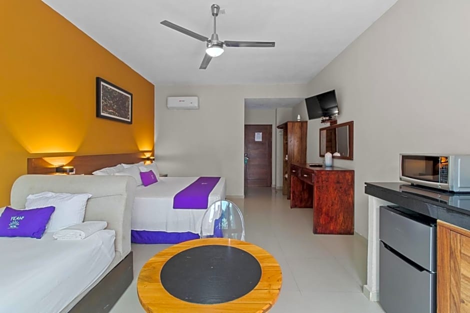 Hotel Yeah Rincón de Guayabitos