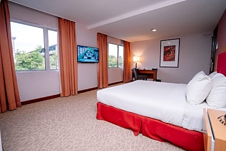 Jewels Hotel