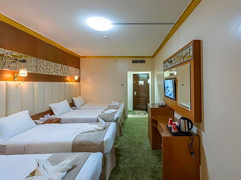 Grand Zowar Hotel