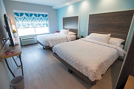 Queen Room with Two Queen Beds
