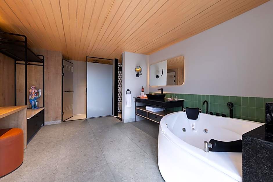 Hyatt Centric Cairo West