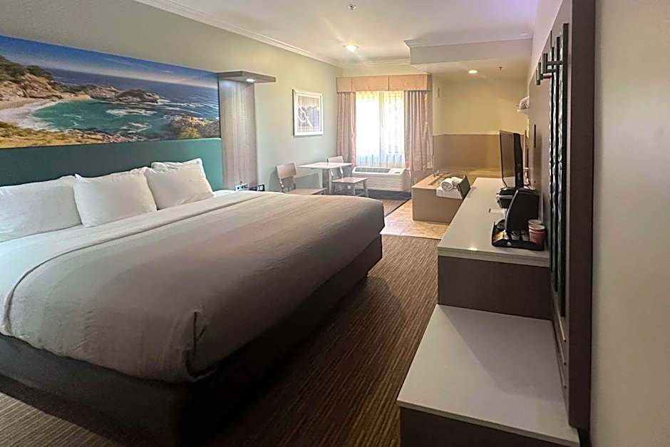 Quality Inn & Suites Los Angeles Airport - LAX