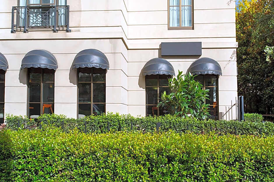 Mantra on Jolimont Melbourne