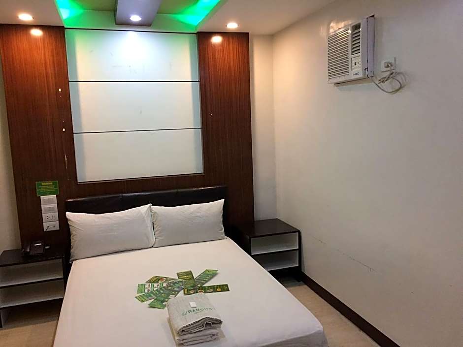 RedDoorz @ Ranchotel Bayanan Alabang