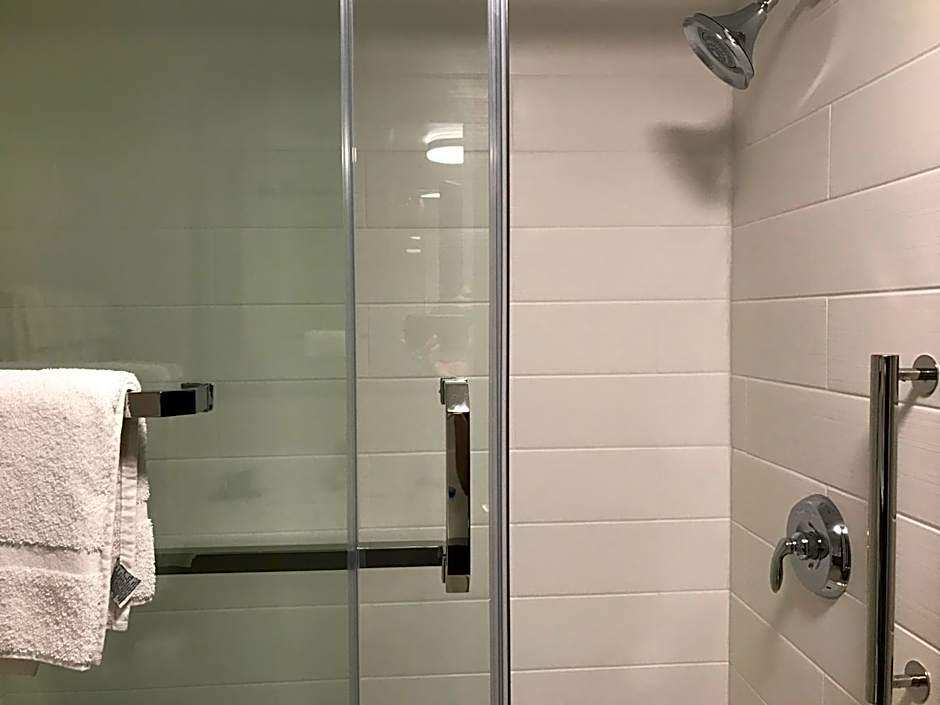 Holiday Inn Express Naples South - I-75 By IHG