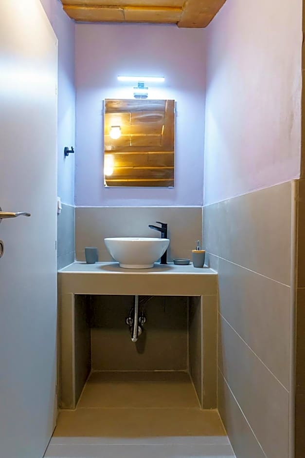 Lighthouse Apartments