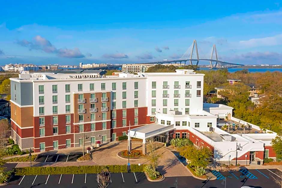 Hilton Garden Inn Charleston / Mt. Pleasant