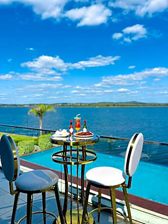 Nandoni Waterfront Resort