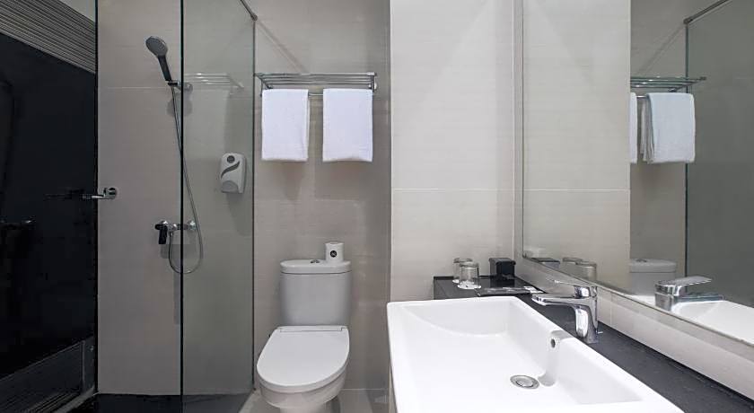 Hotel Neo Dipatiukur by ASTON