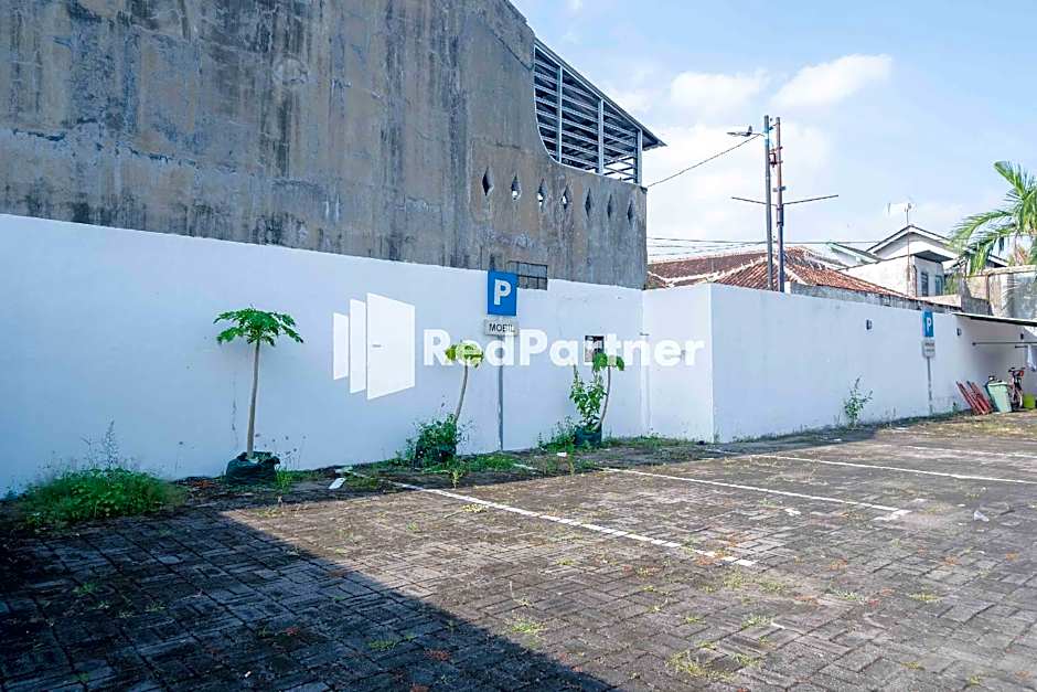 Kost Jennaira Syariah Jogja City Mall Yogyakarta RedPartner