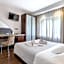 Aston Hotel