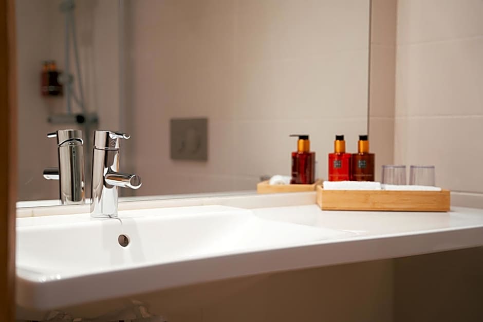 Wood Hotel by Frich's